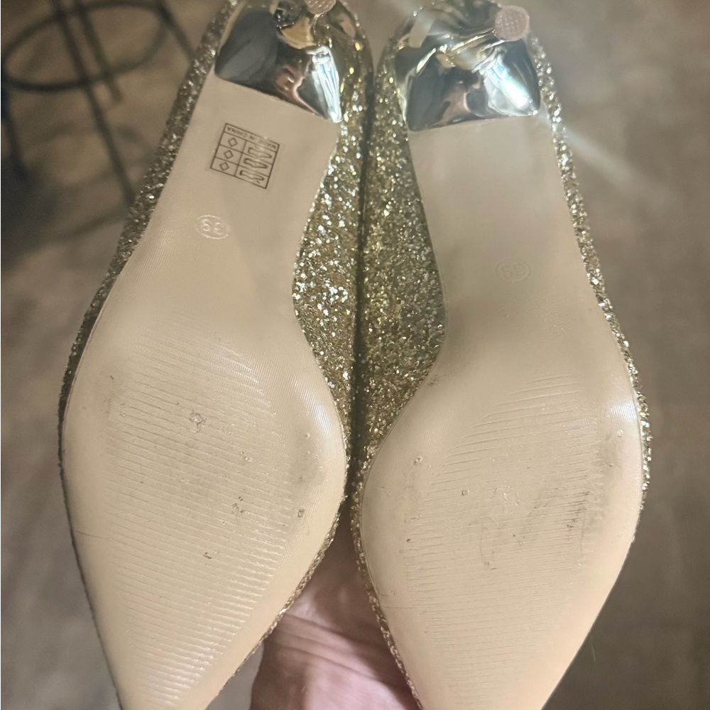 Bigtree Gold Glitter Pointed Toe Pumps - Women's Dress Heels - Picture 8 of 8